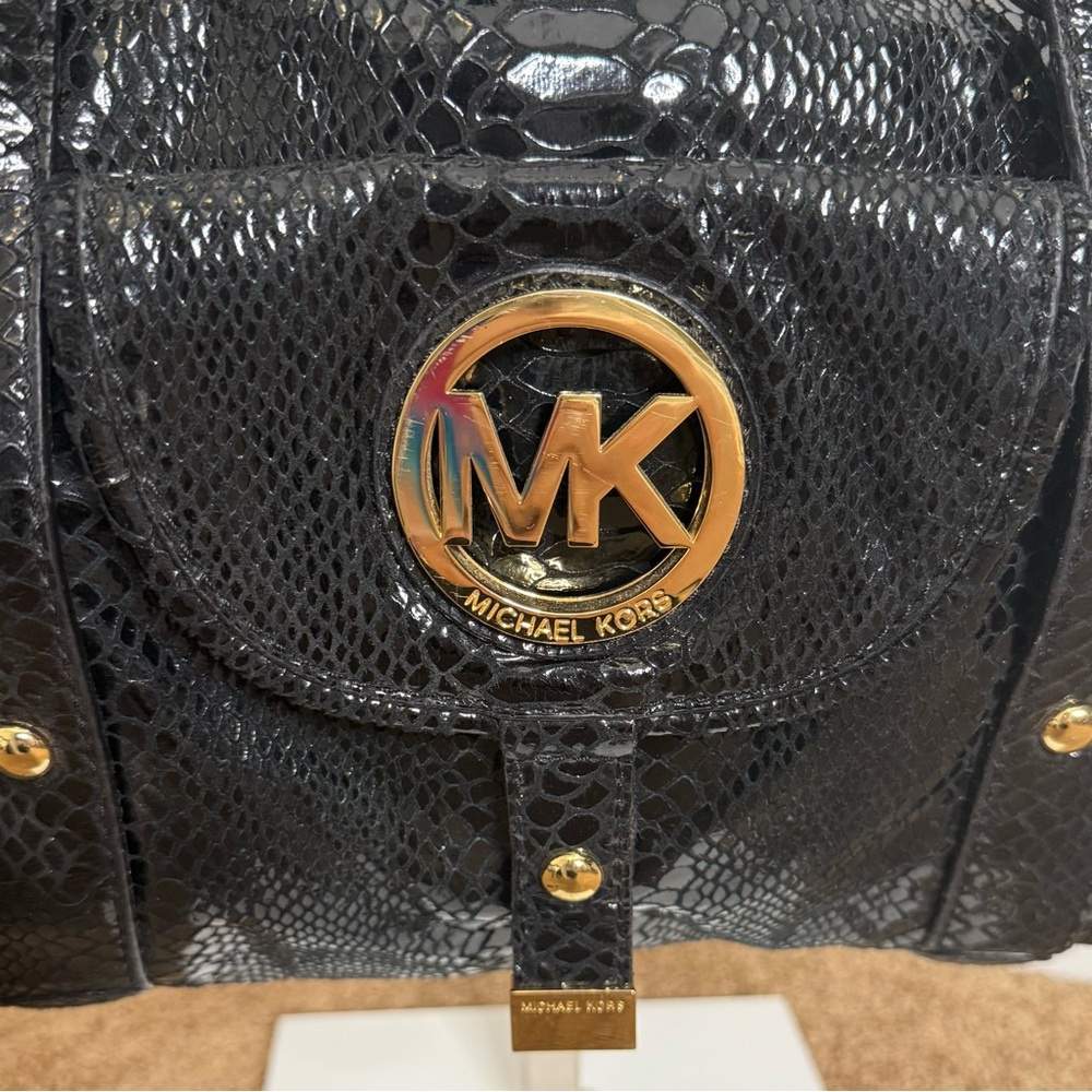 π€Michael Kors Python Handbag - Picture 6 of 13